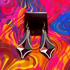 Women’s lightweight colorful earrings